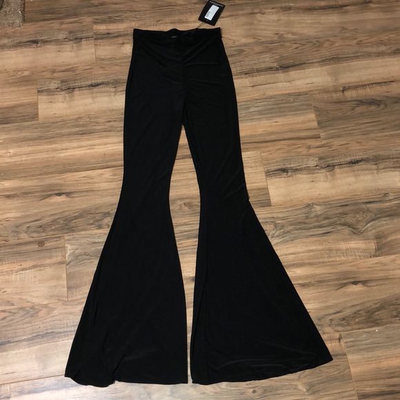 PrettyLittleThing Pants - NWT PrettyLittleThing Black Flare Pants